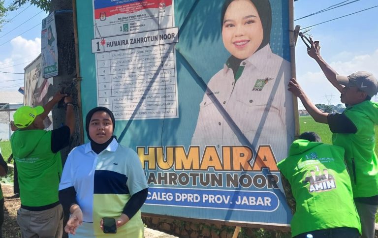 Caleg DPRD Jabar dari PKB, Humaira Kerahkan Puluhan Personil Bersihkan APK